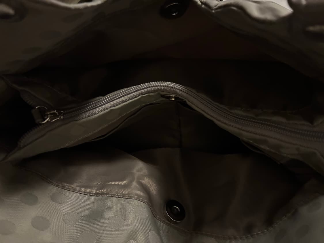 Y’SACCS 도트 카키 숄더백 상품이미지2