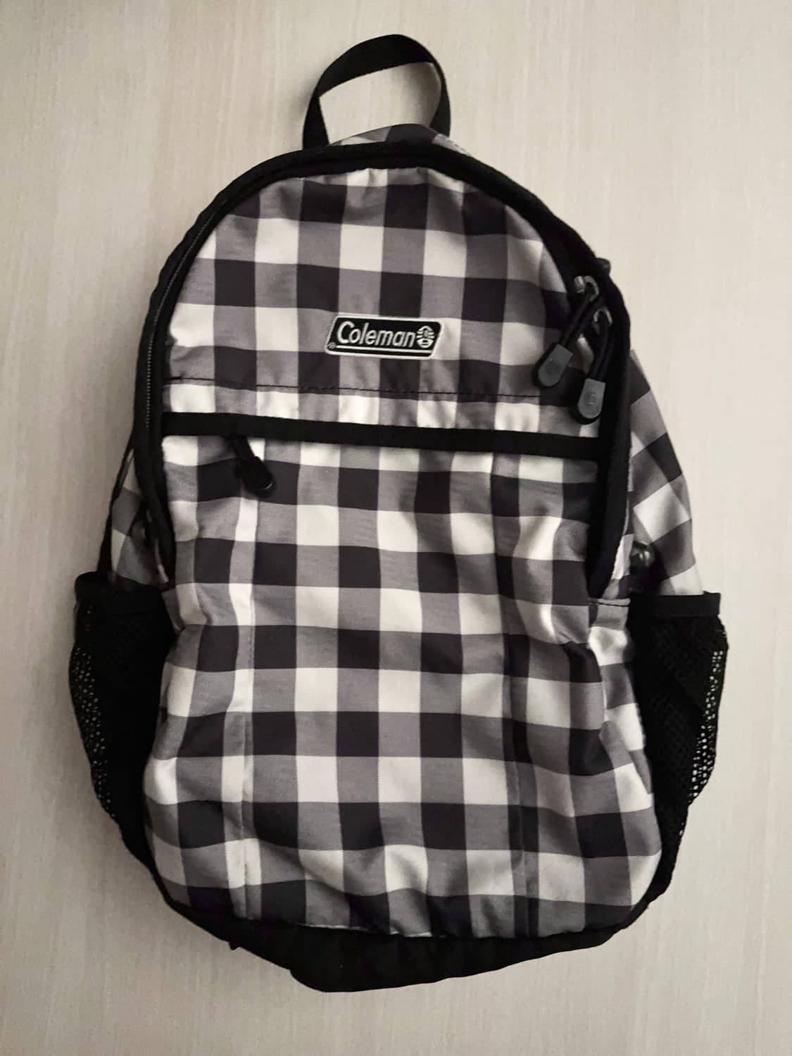 콜맨 블랙 체크 미니 백팩 상품이미지1
