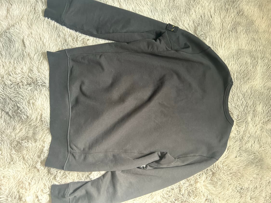 스톤아일랜드 맨투맨 블랙 기모 XL 상품이미지2