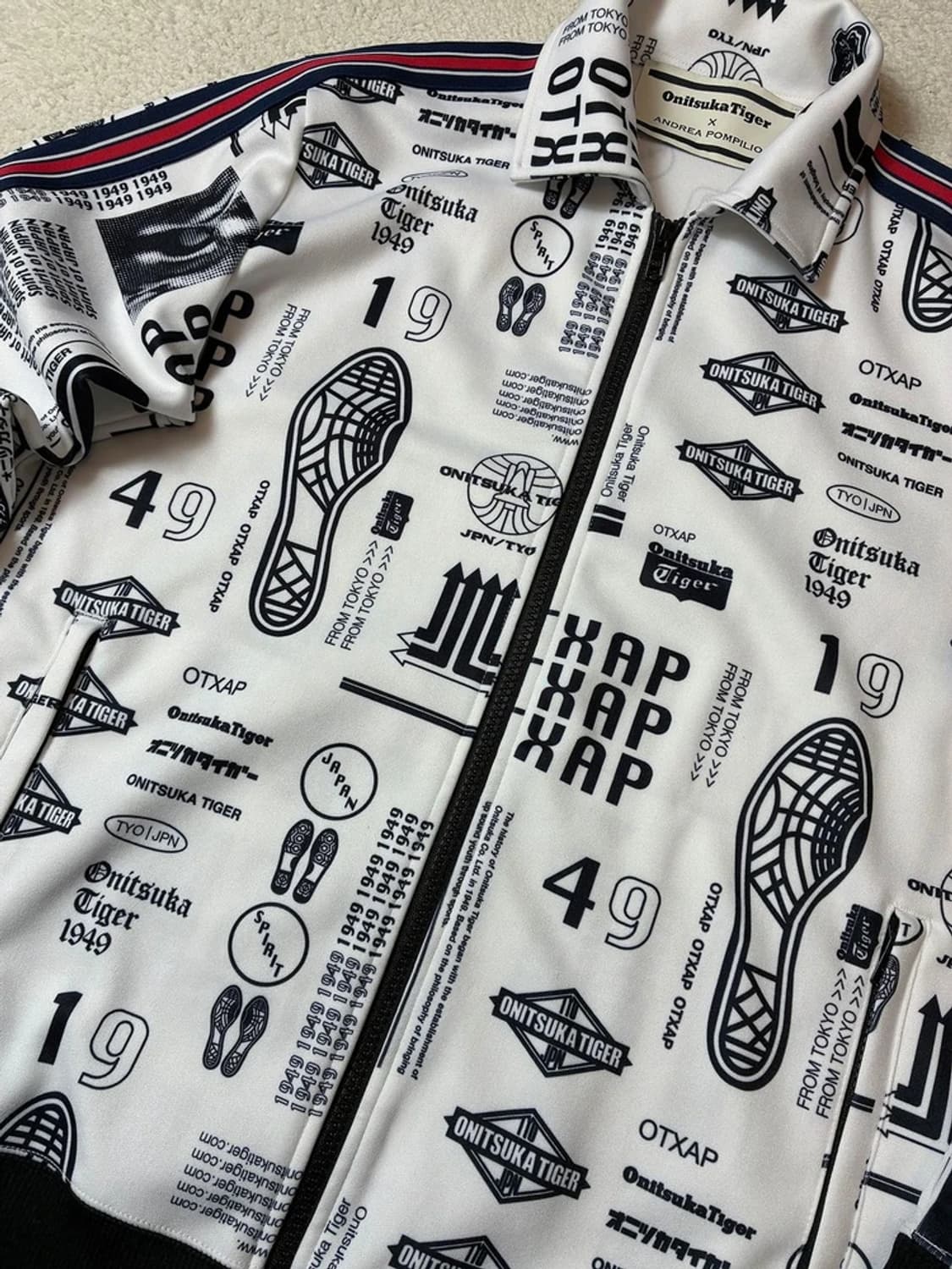 오니츠카타이거 x 안드레아 폼필리오 트랙탑 집업 PN7118 상품이미지4