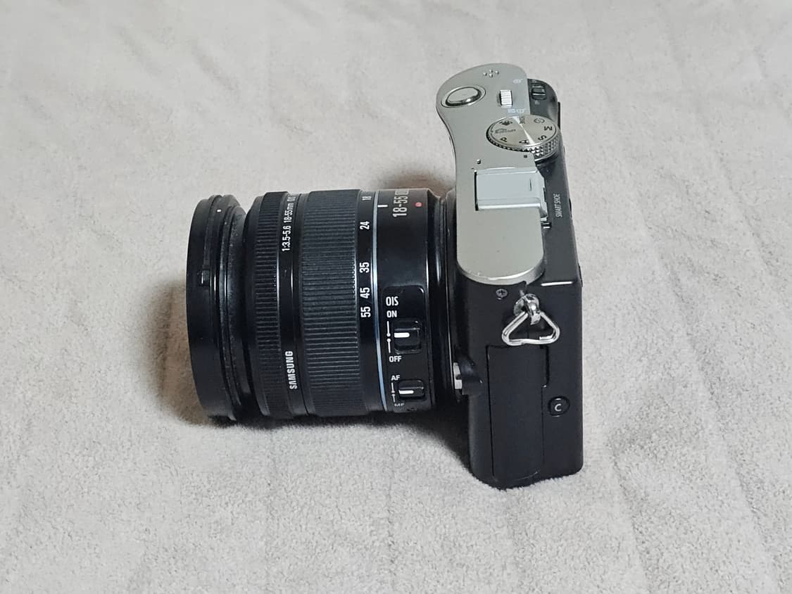 삼성 NX100 미러리스 카메라 상품이미지3