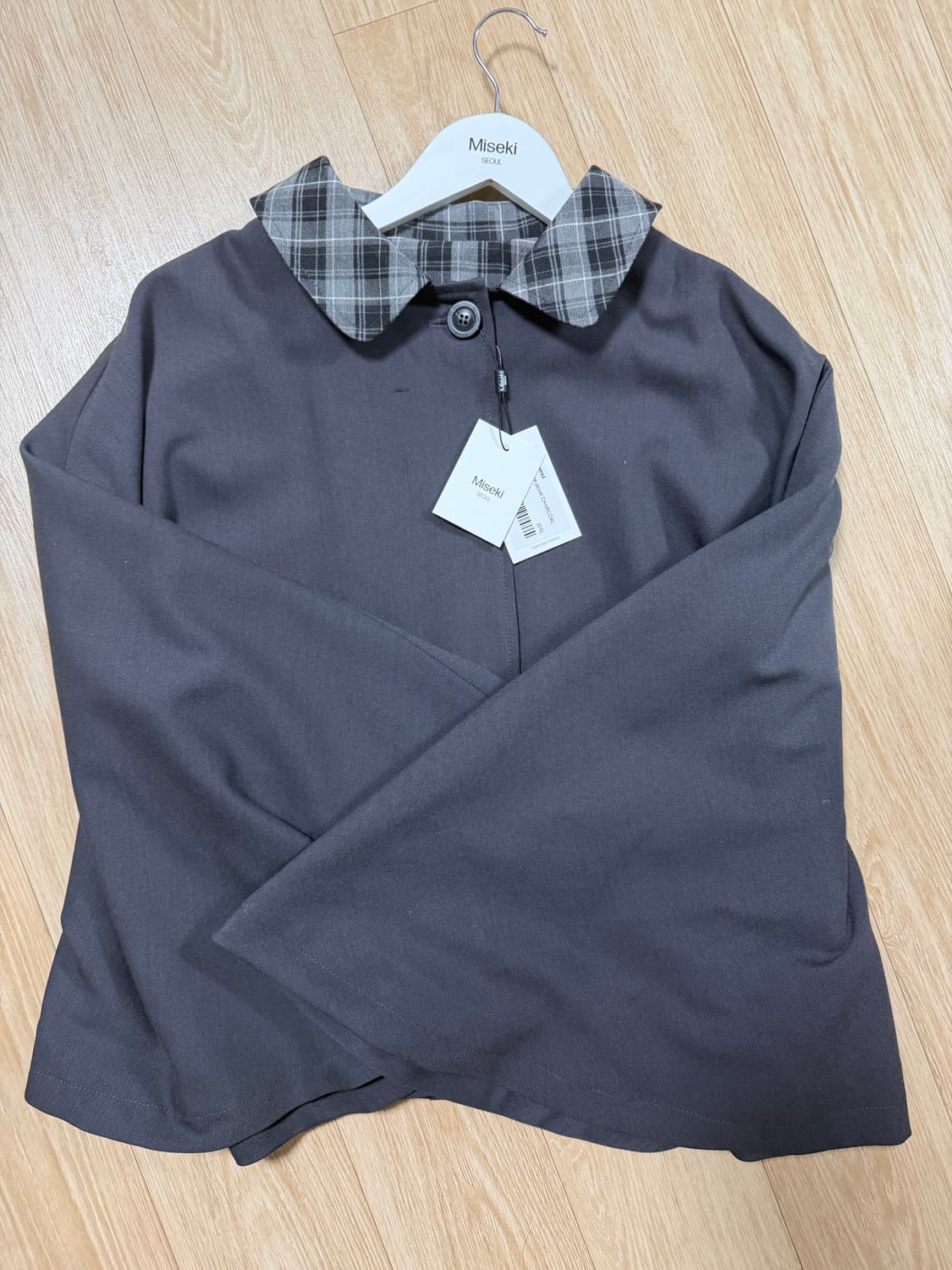 미세키서울 체크 케이프 자켓 차콜 Check cape jacket  상품이미지3