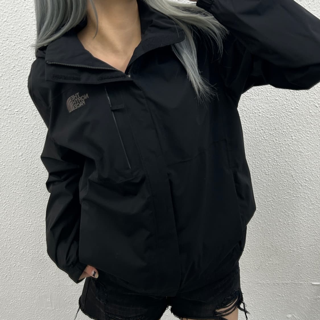 노스페이스 로고 블랙 바람막이 M 상품이미지1