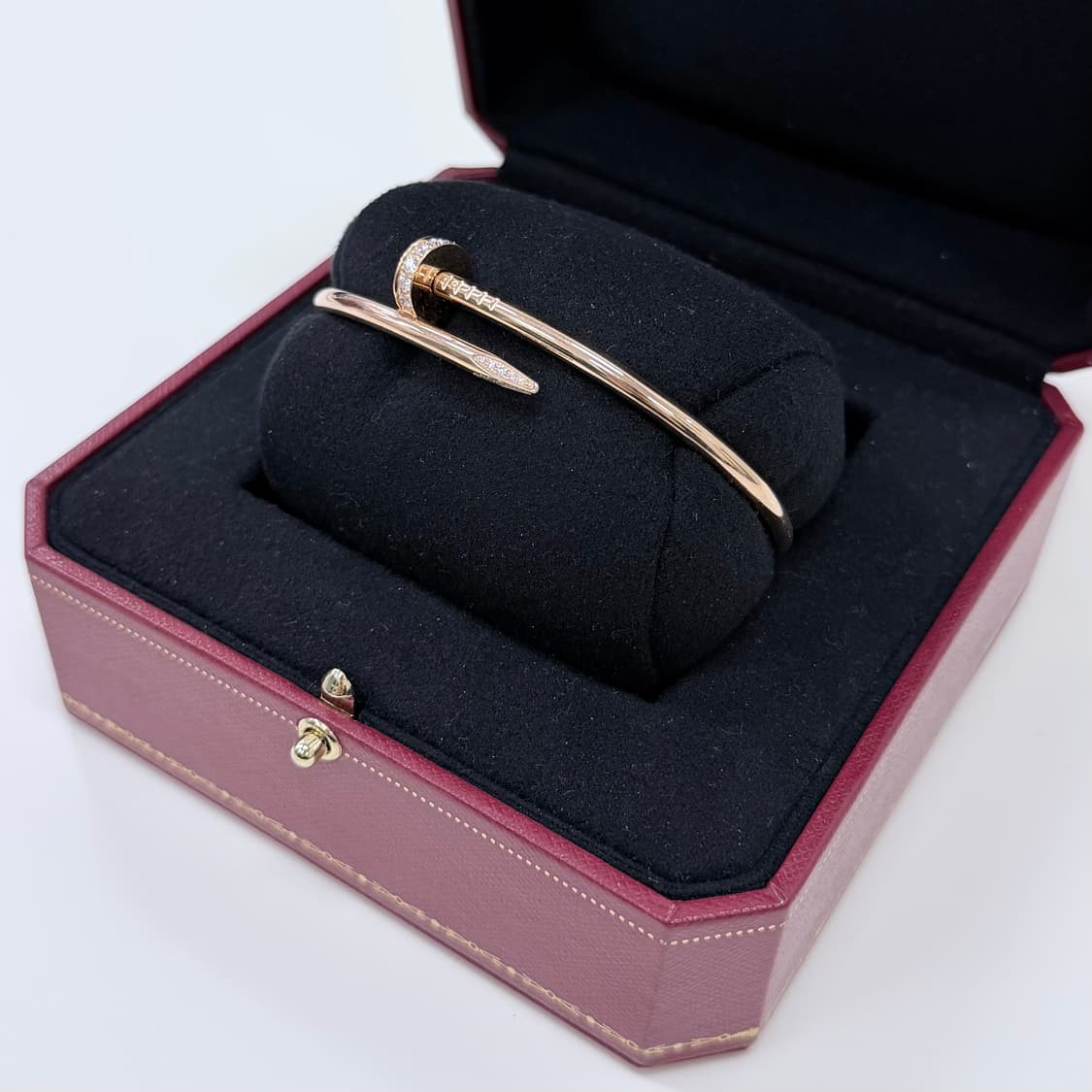 1400[S+급/20호] 까르띠에 저스트 앵끌루 다이아 못 팔찌 로즈골드 상품이미지4