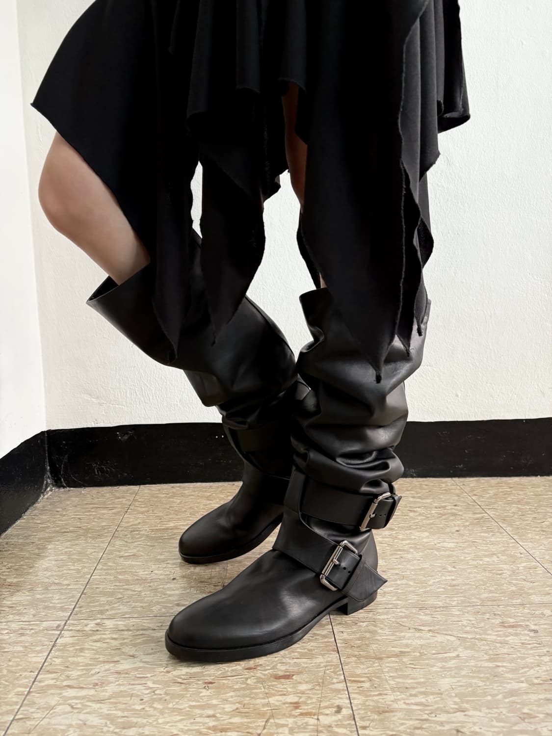 rare* 피에르하디 스크런치 레더 버클 니하이 라이더 롱부츠 상품이미지1
