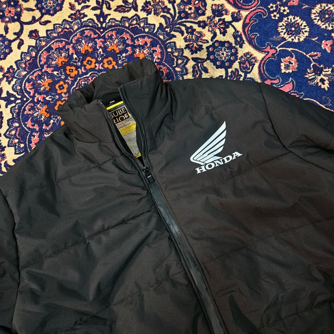 Carn Knier 혼다(HONDA) 시그니쳐 로고 패딩 점퍼  상품이미지4