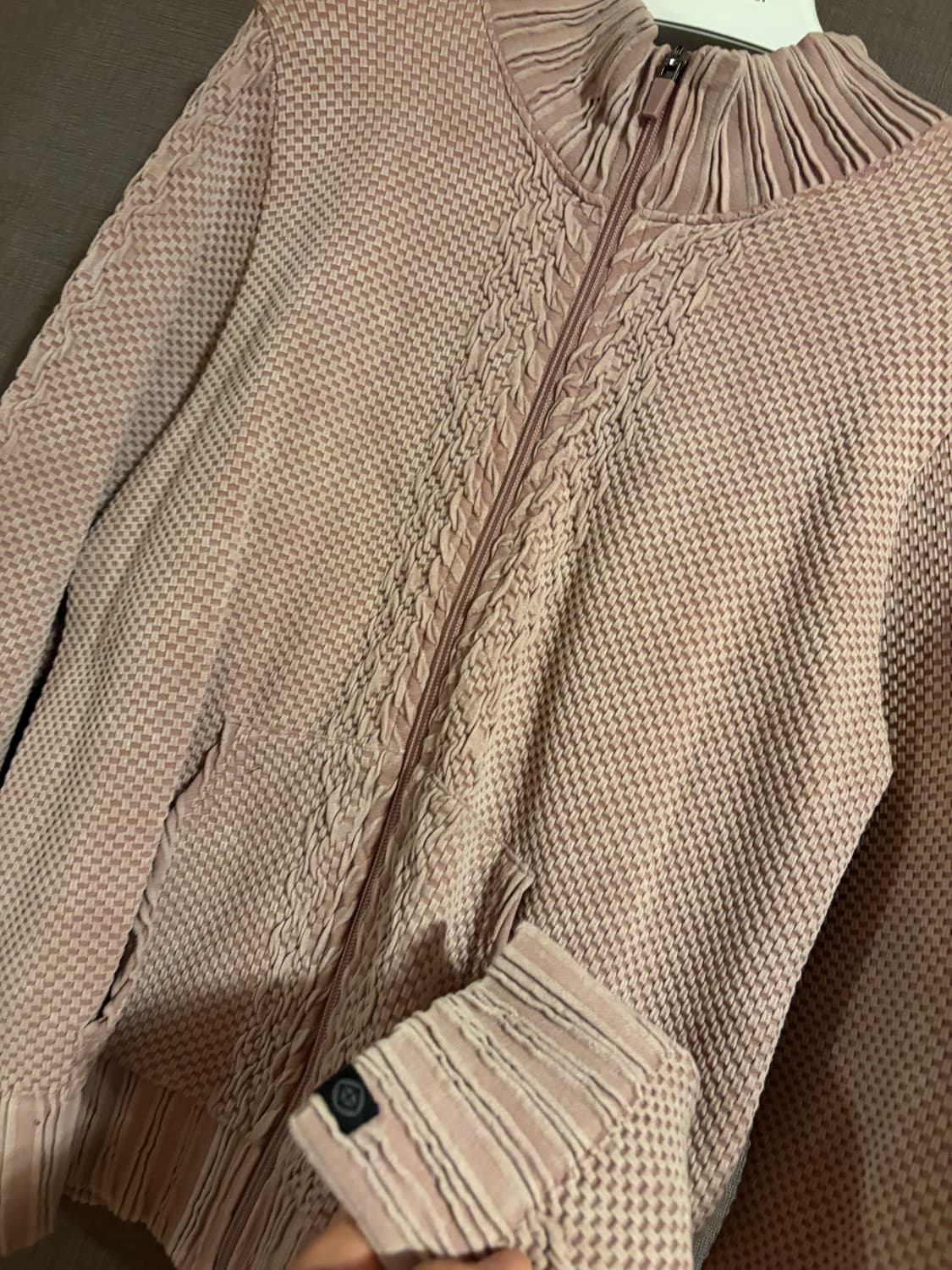 잇존어패럴 ITZON 스펀지 니트 집업 M/L 핑크 상품이미지4