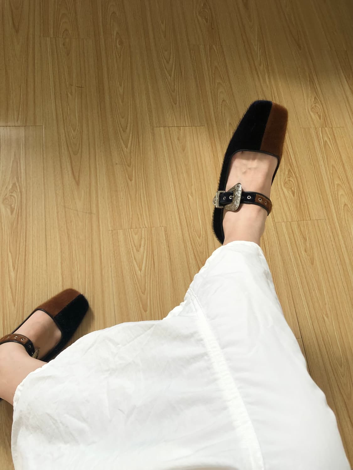 Toga Pulla 퍼 버클 메리슈즈 상품이미지4