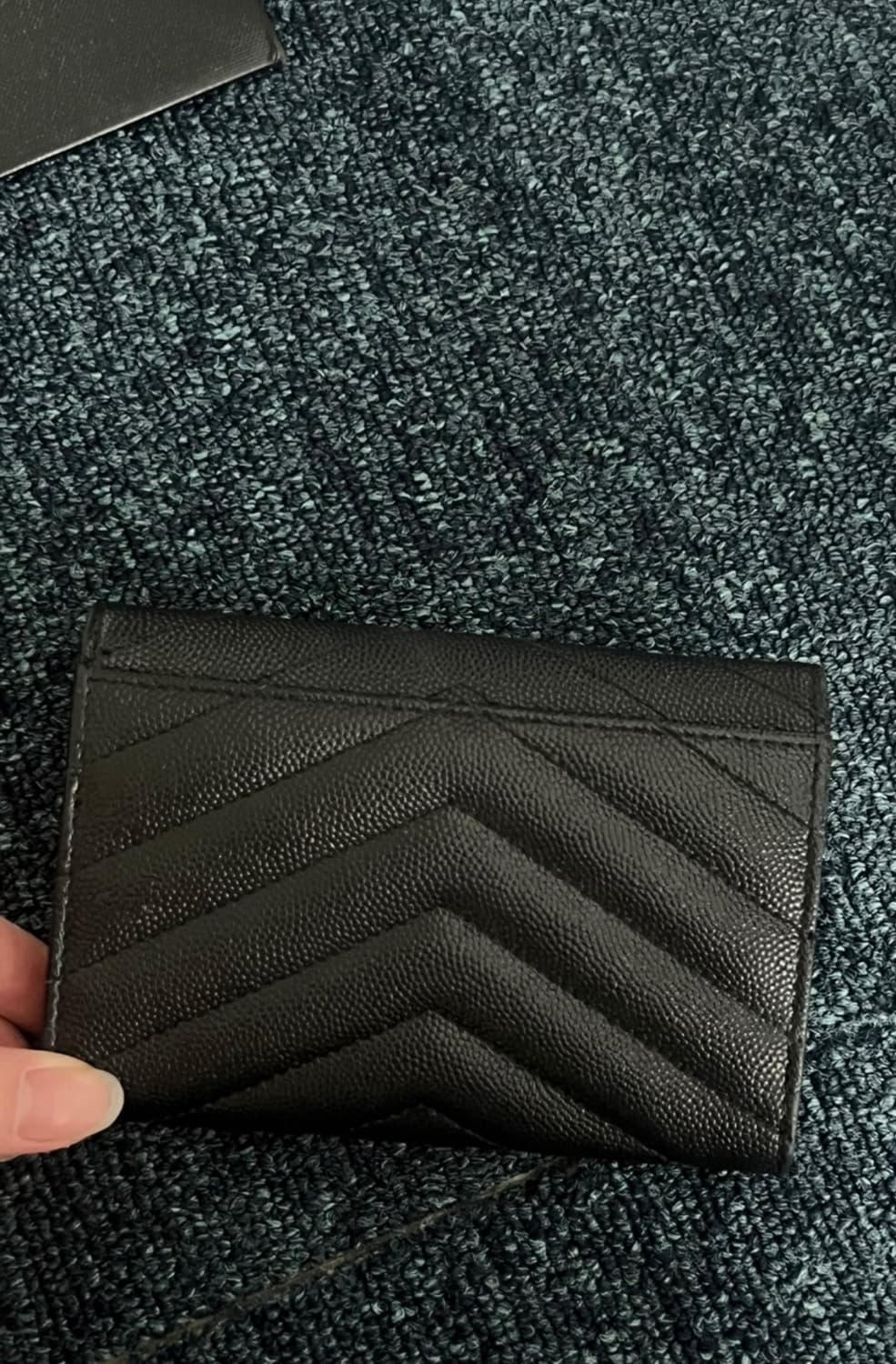 생로랑 지갑 상품이미지2