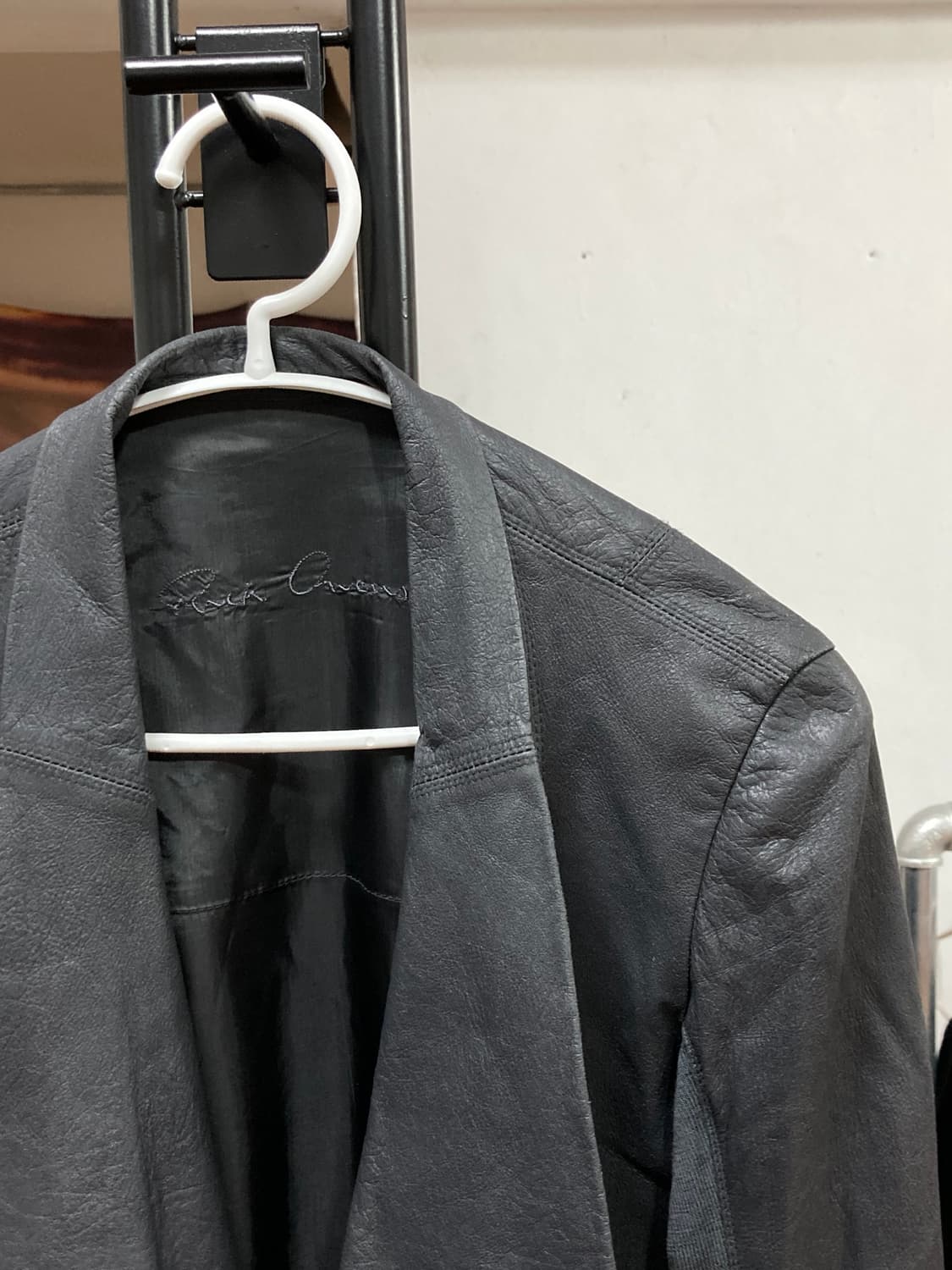 릭오웬스 레더 드레이프 자켓 상품이미지6