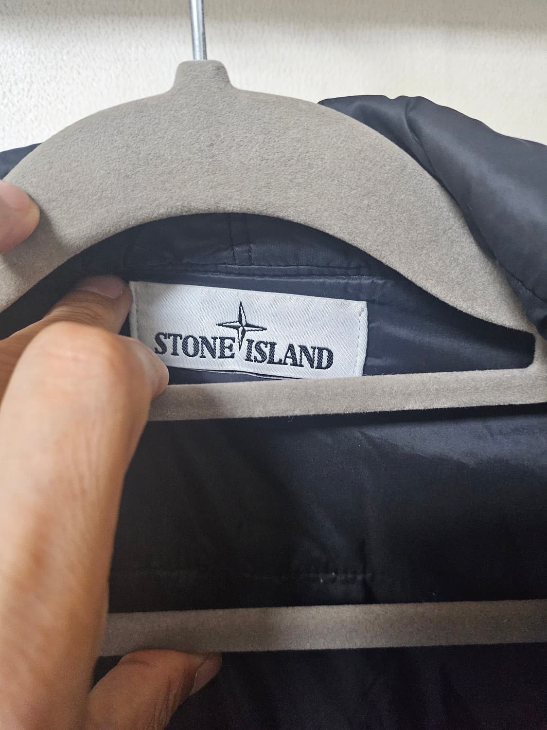 스톤아일랜드 프리마로프 소프트쉘 경량패딩s 상품이미지5