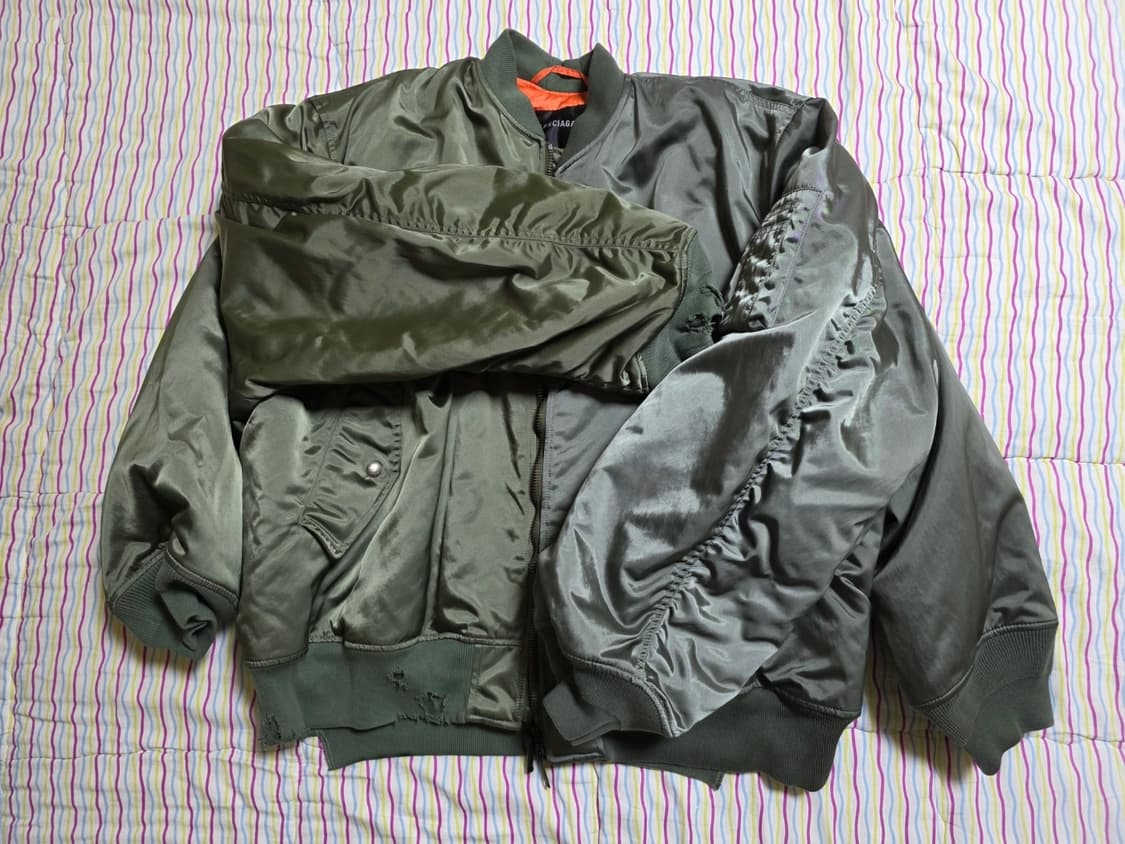 새상품)발렌시아가 더블슬리브 봄버M 상품이미지1