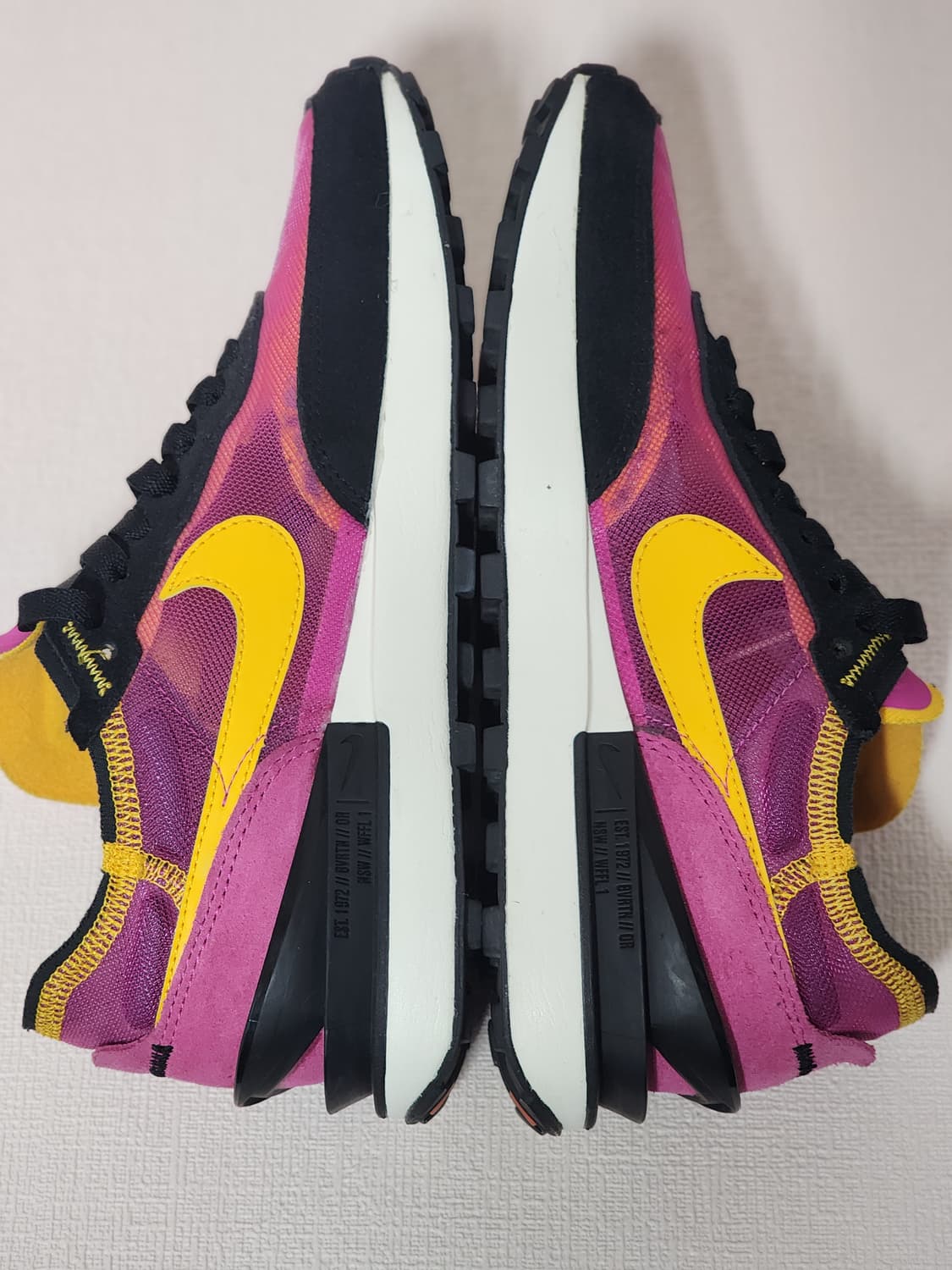 나이키 와플 원 DC2593-600 핑크/옐로우 250mm 상태좋음 상품이미지3