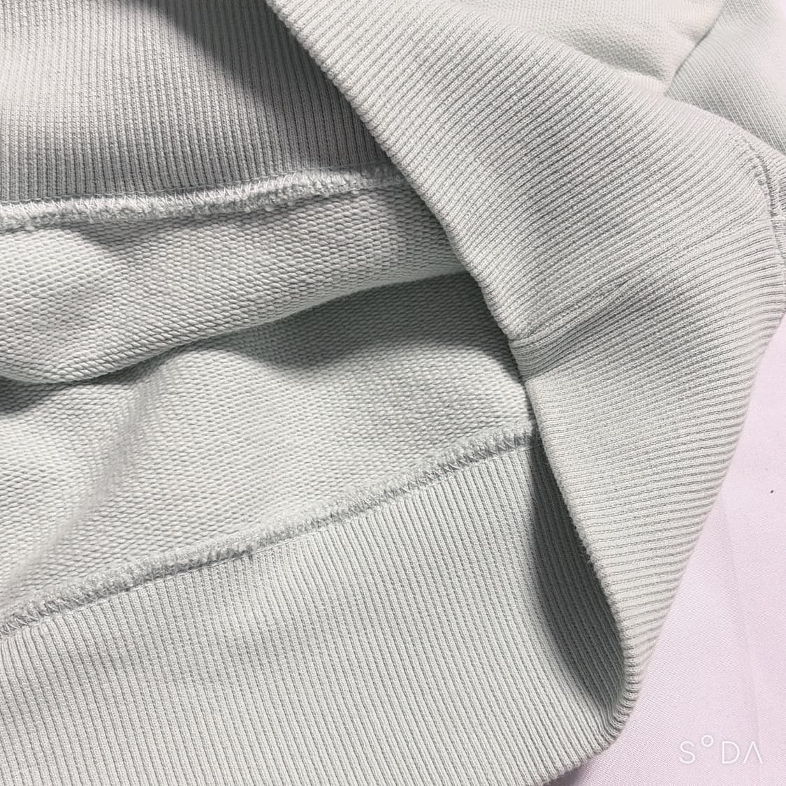 아미 스몰 하트 로고 민트 맨투맨 M 상품이미지8