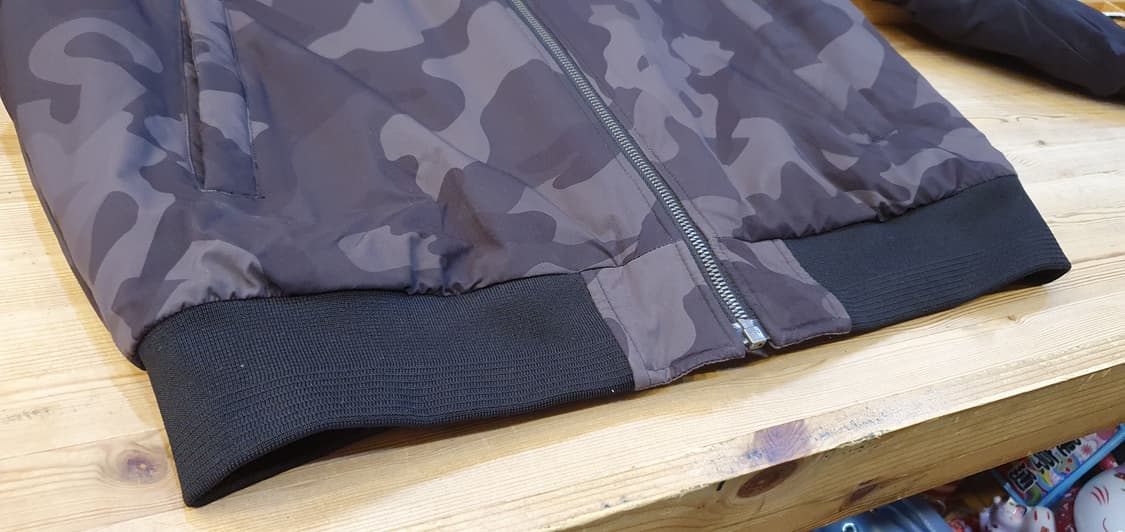 100.디스커버리 패딩 봄버  상품이미지5