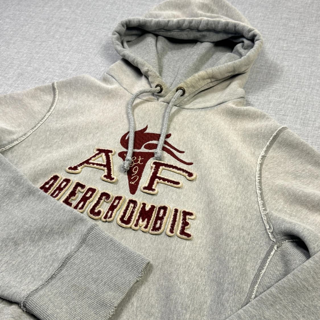 아베크롬비 앤 피치 Y2K 빈티지 로고 후드티 상품이미지2