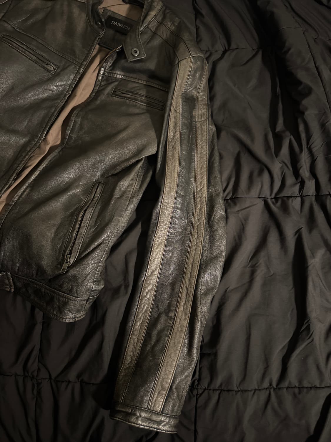 Danier leather 사이드라인 레더 자켓 상품이미지5