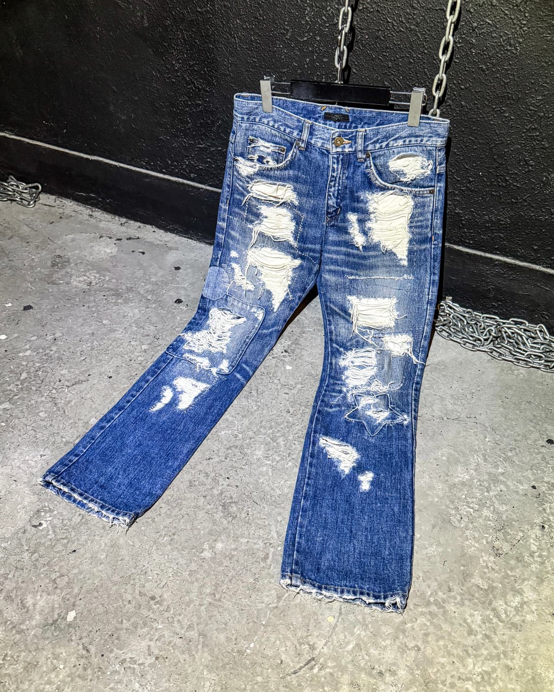 Destroyed Detail denim pants 상품이미지1