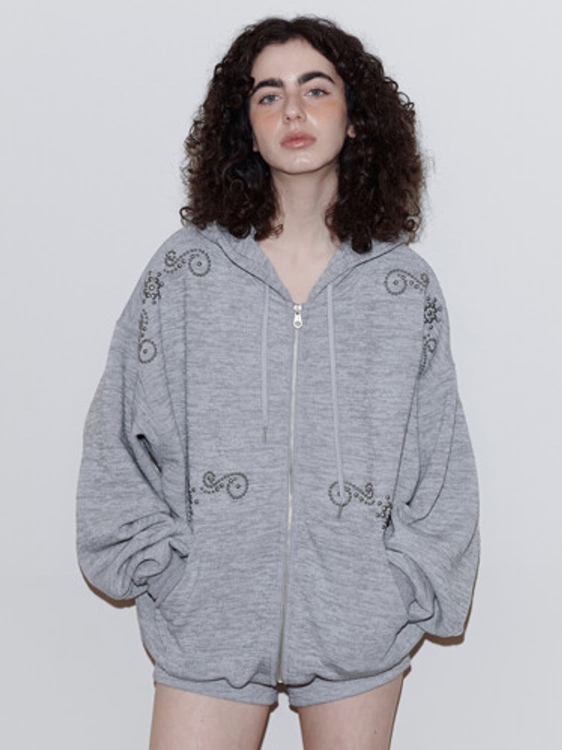 폴리수엠 스터드 후드집업 그레이  상품이미지1