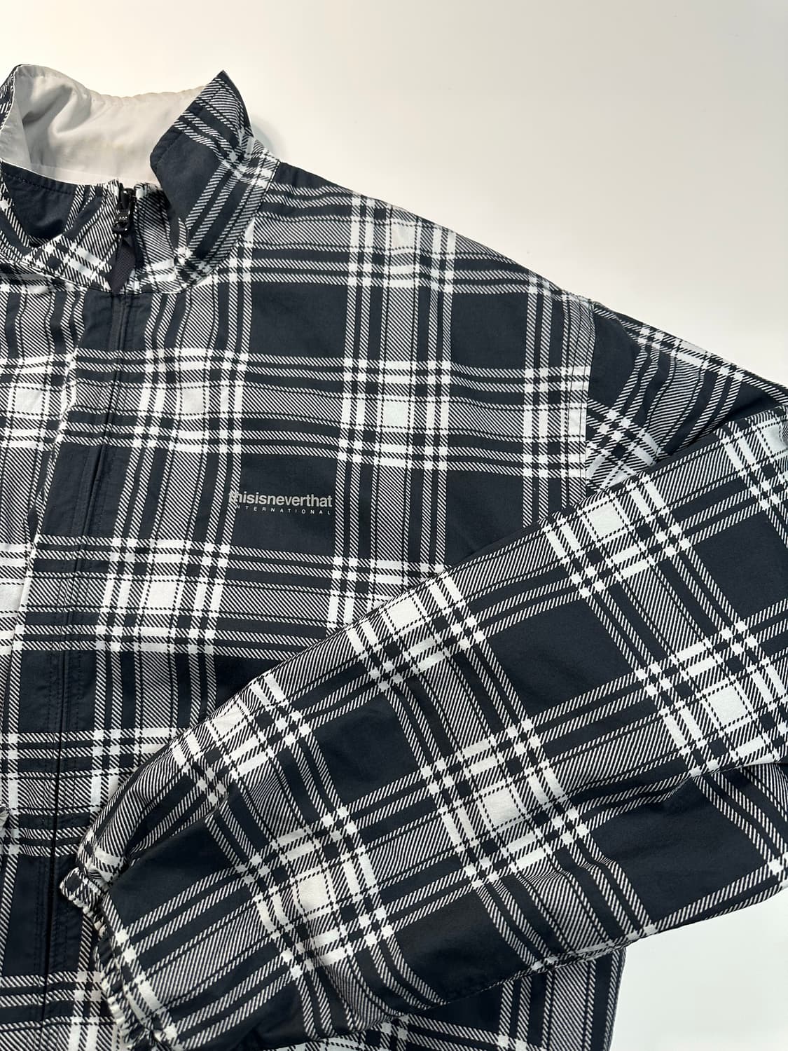 디스이즈네버댓 리버시블 자켓 상품이미지3