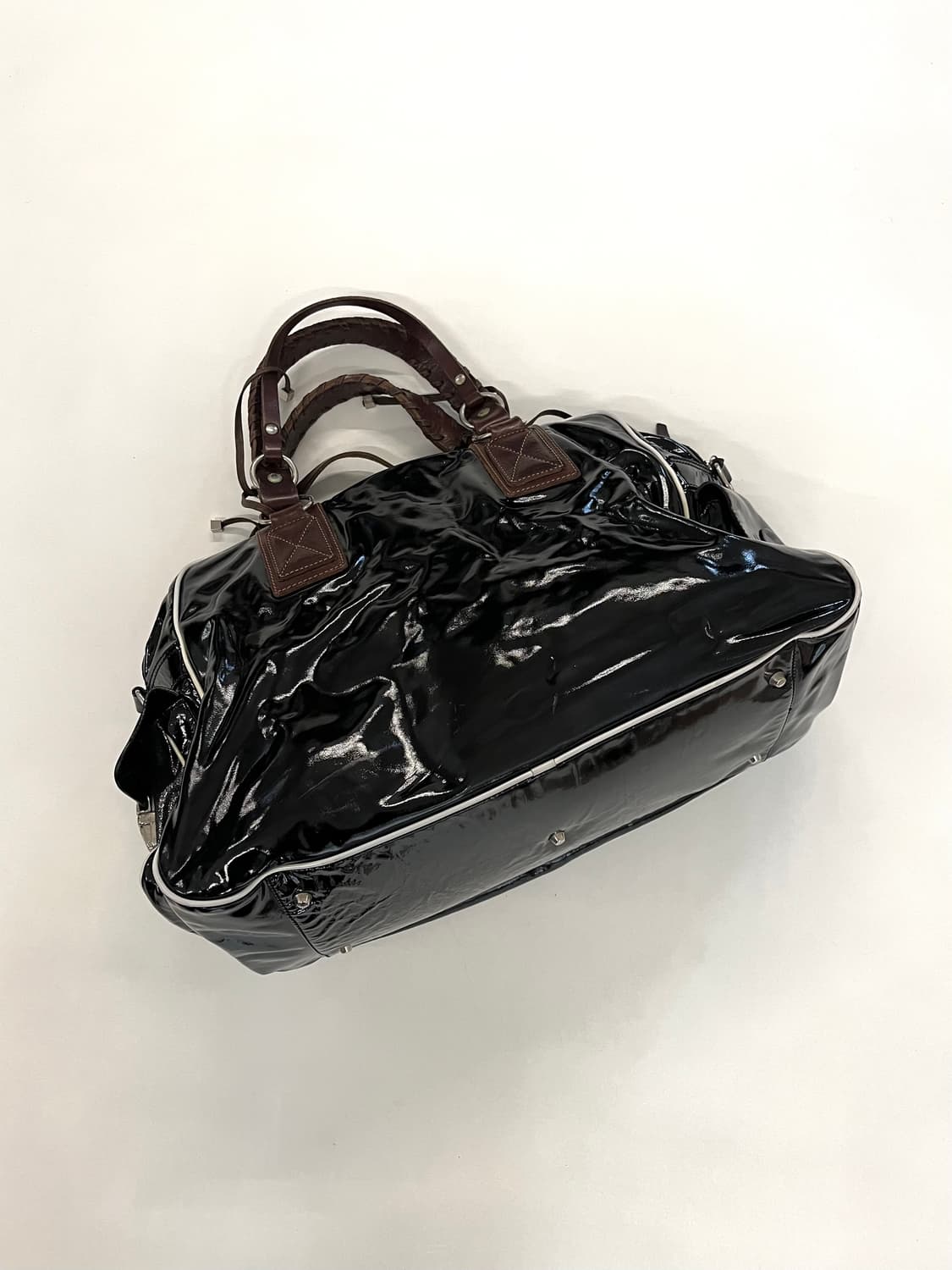 PAURIC SWEENEY 포릭 스위니 페이던트 레더 숄더백 상품이미지9