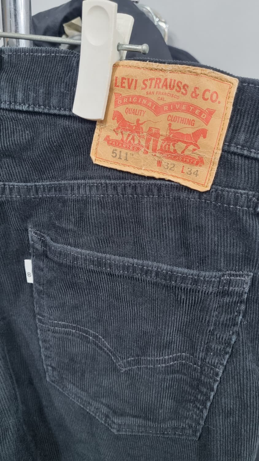 리바이스 슬림핏 골덴바지 허리단면42(32~33) 기장100 상품이미지3
