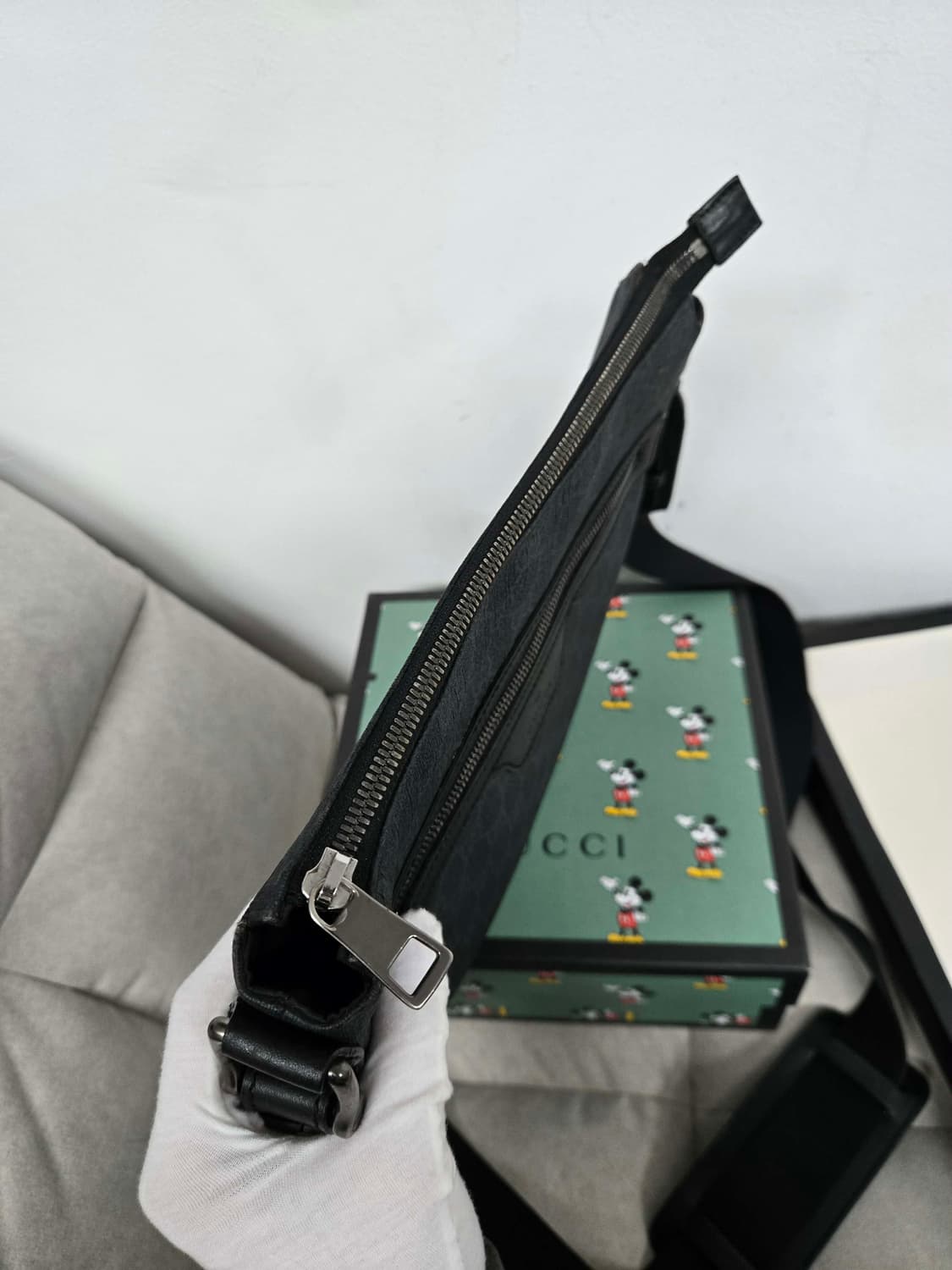 [보증서 정품] 구찌 시그니처 GG 메신저백 상품이미지1