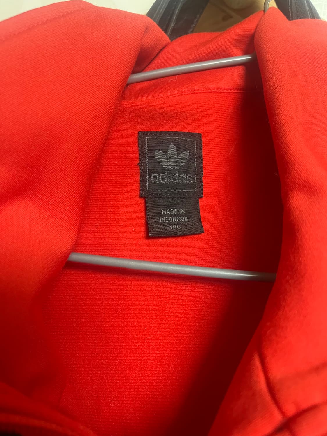 아디다스 빨간 져지 베켄바우어 트림딕 상품이미지2