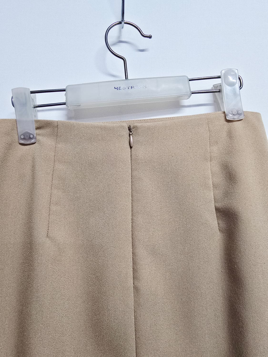 모조에스핀 베이지 스커트 큐빅 포인트 상품이미지5