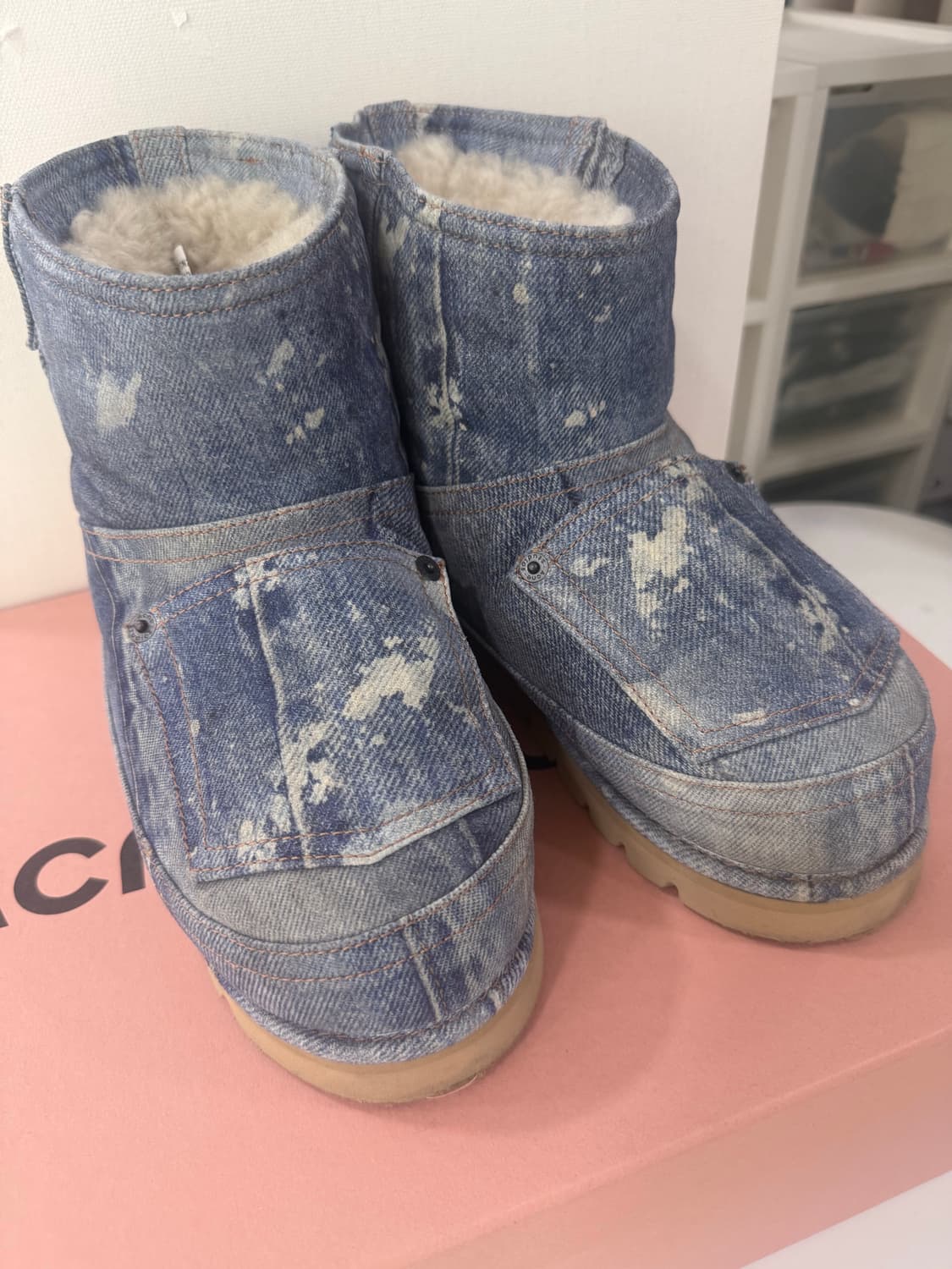 아크네 부츠 슈즈 상품이미지1