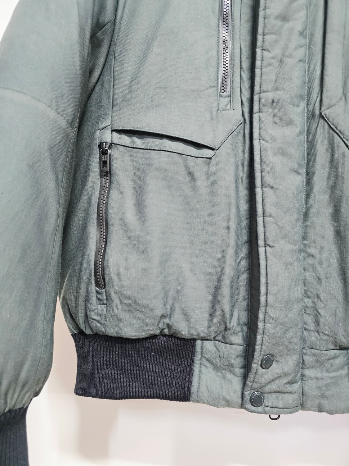 코오롱 후드 구스다운패딩점퍼 블랙/카키 상품이미지3