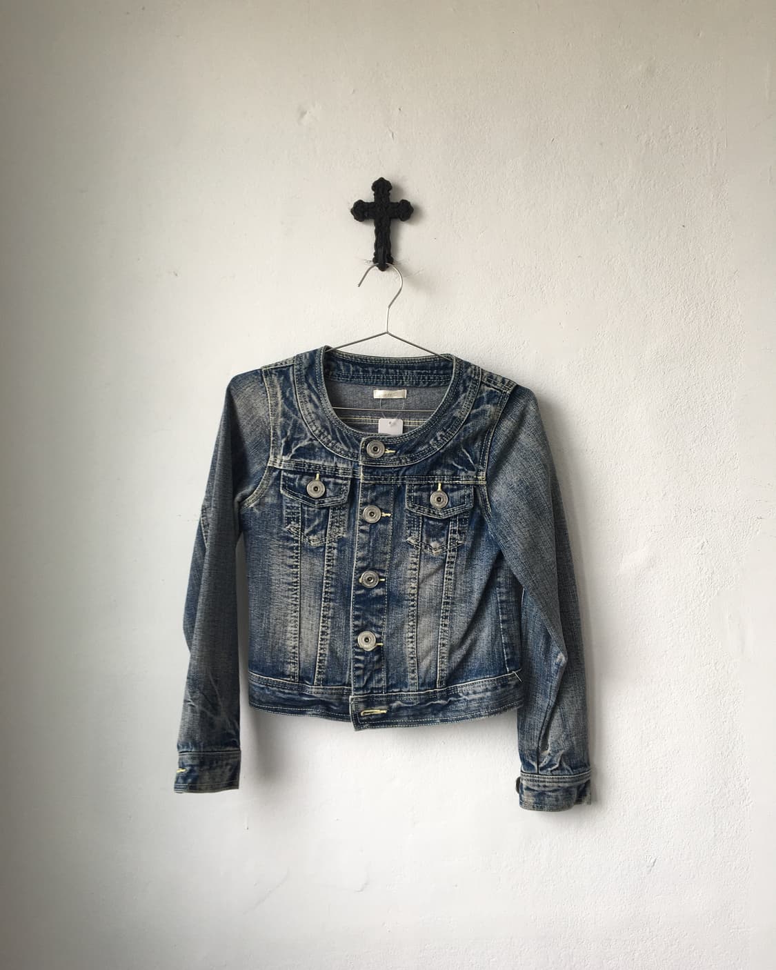 Line detail Denim jacket 상품이미지2