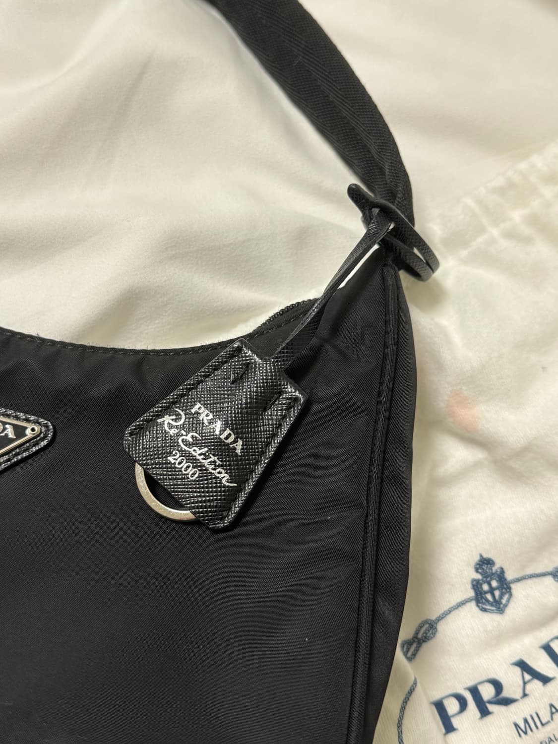 프라다 미니 호보백 나일론 상품이미지4