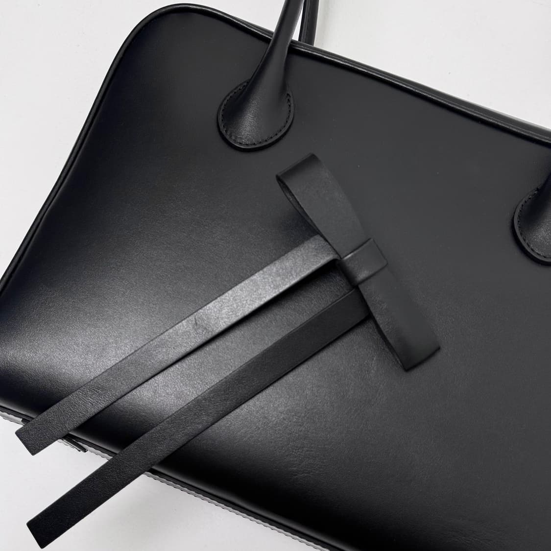 (새상품) 보우틱 모니카 이태리 레더 숄더백 블랙 상품이미지4