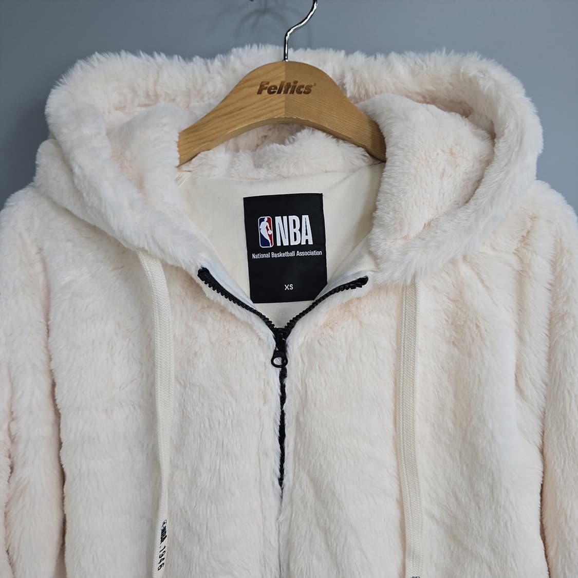 NBA 로스앤젤레스 레이커스 퍼 후드집업 아이보리 XS 상품이미지2