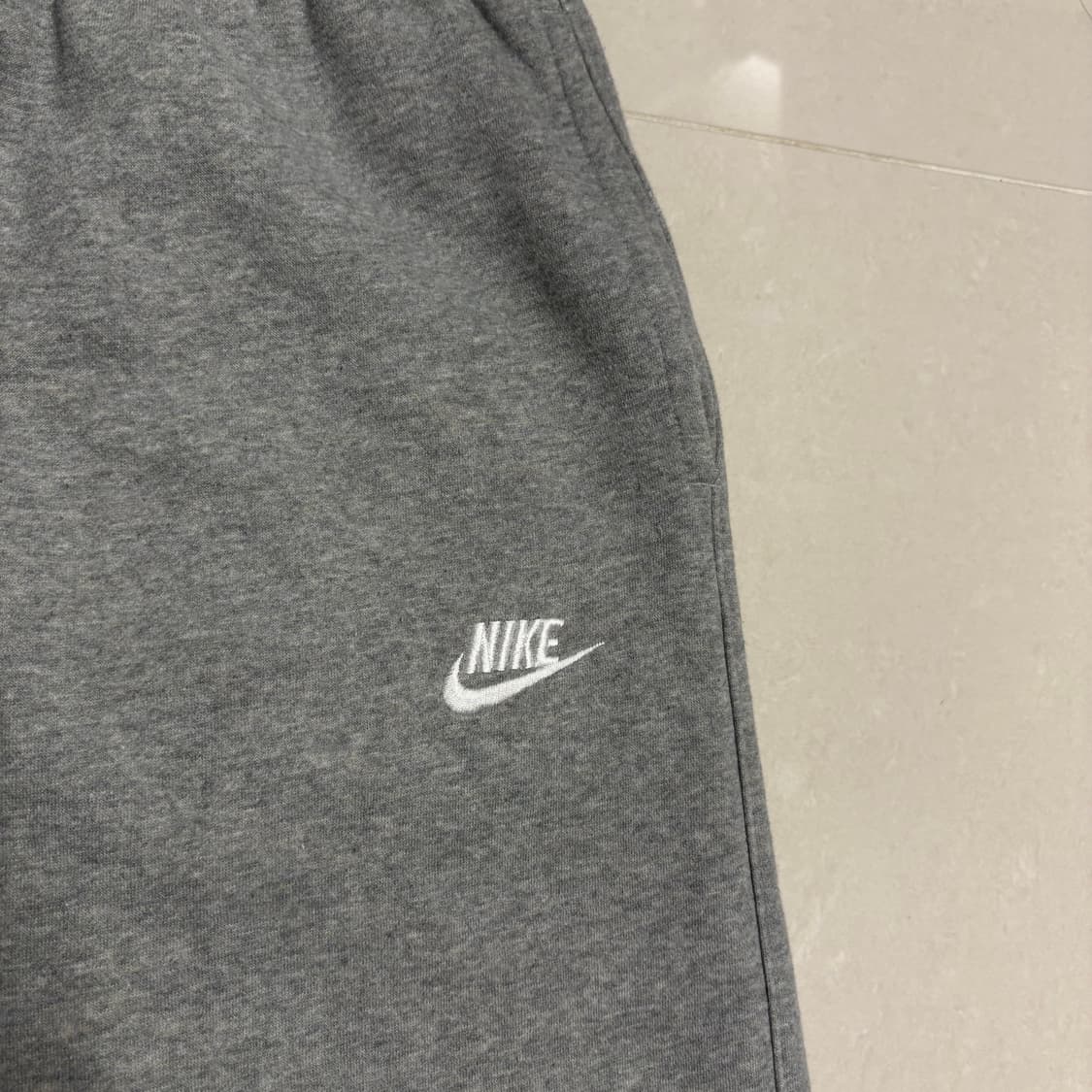 정품 나이키 퓨추라 기모 스웻팬츠 그레이 트레이닝 바지 상품이미지4