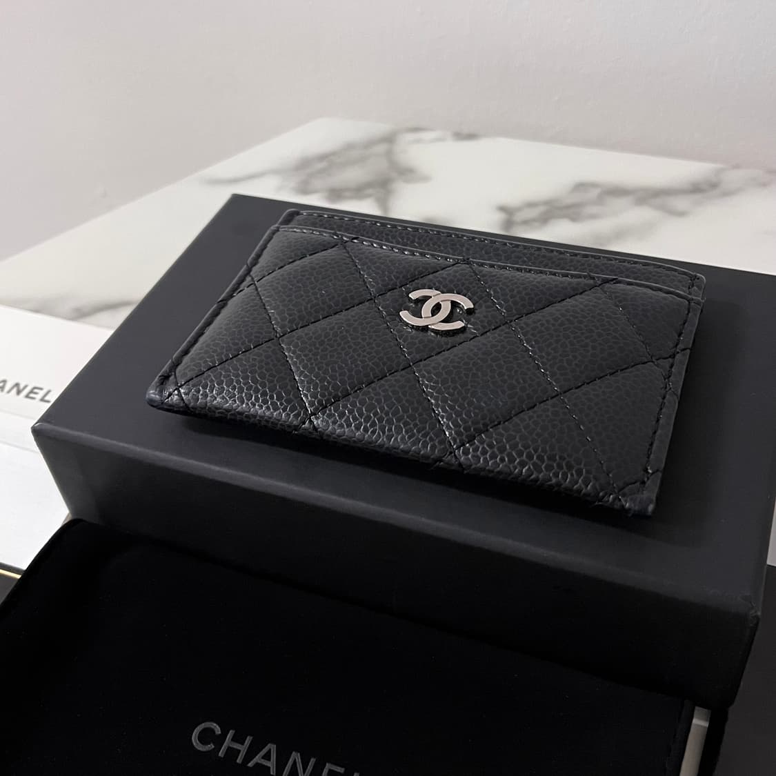 [S급/정품] 샤넬 클래식 그레인드 실버 메탈 로고 카드지갑 상품이미지6