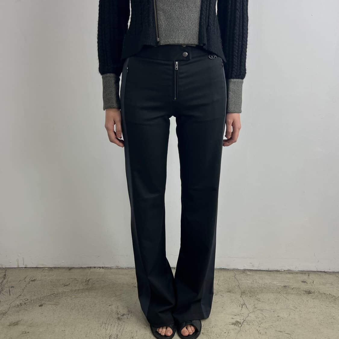 디젤 사이드 라인 플레어핏 울 트라우저 상품이미지1