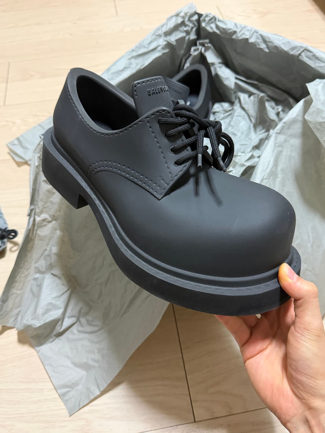 (42)발렌시아가 스테로이드 더비 블랙 상품이미지5