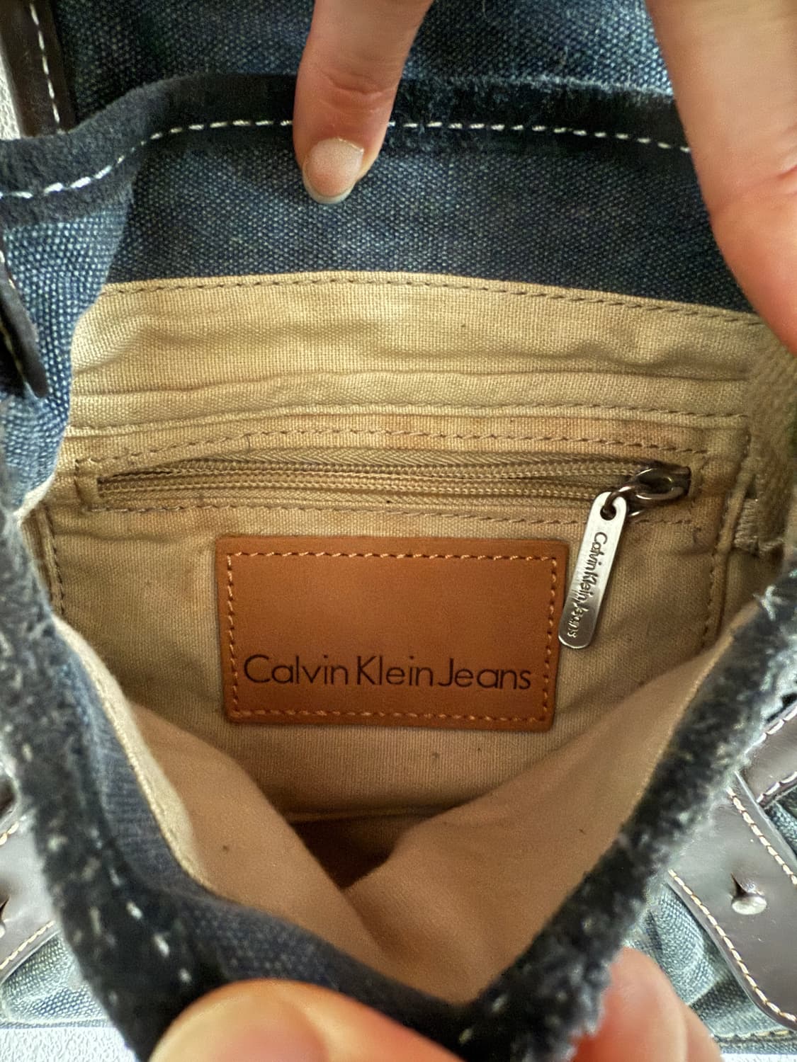 켈빈클라인(Calvinklein) Y2K 숄더백 상품이미지6