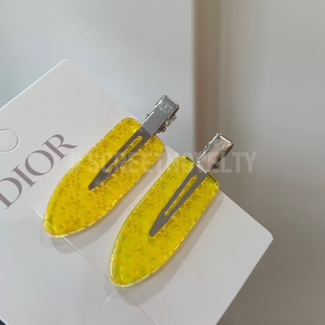 디올뷰티 헤어클립 옐로우 세트 (2ps) 상품이미지6