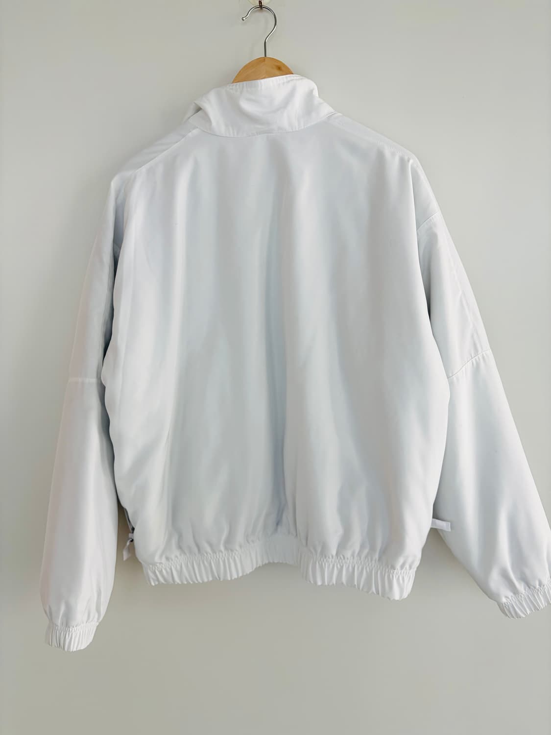 나이키 솔로 스우시 새틴 봄버 자켓 에일 써미트 상품이미지4