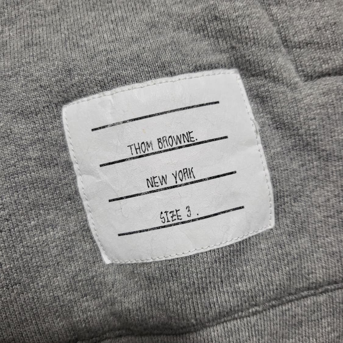 [정품] 3 / 톰브라운 백삼선 후드집업 상품이미지3