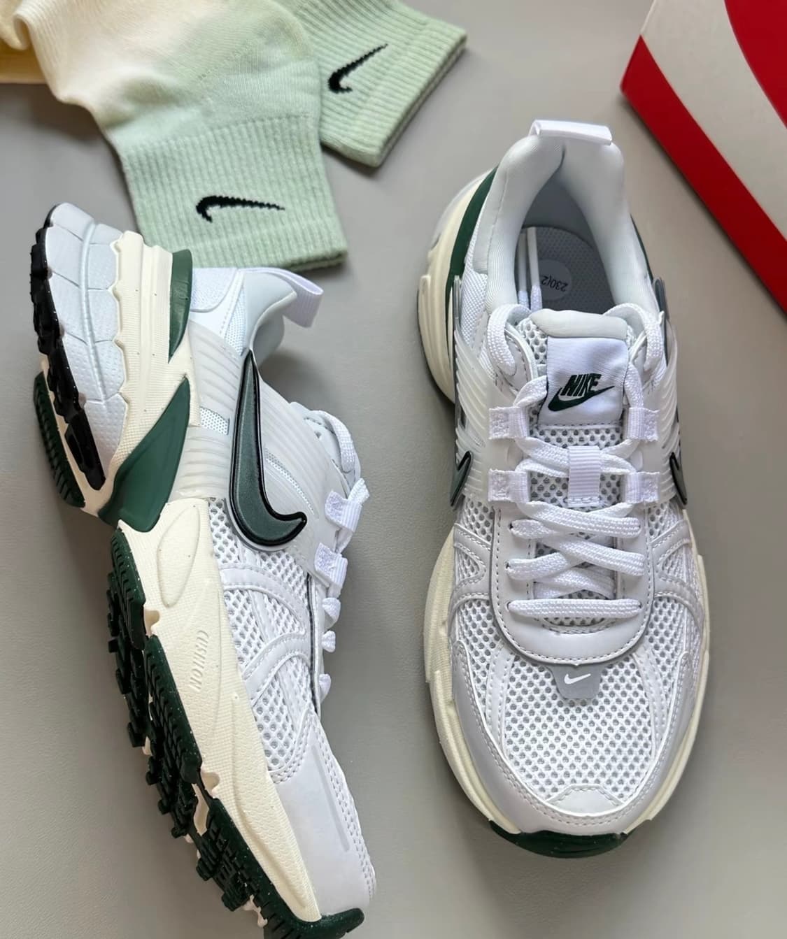 나이키 V2K 런 운동화 런닝화 230 상품이미지2