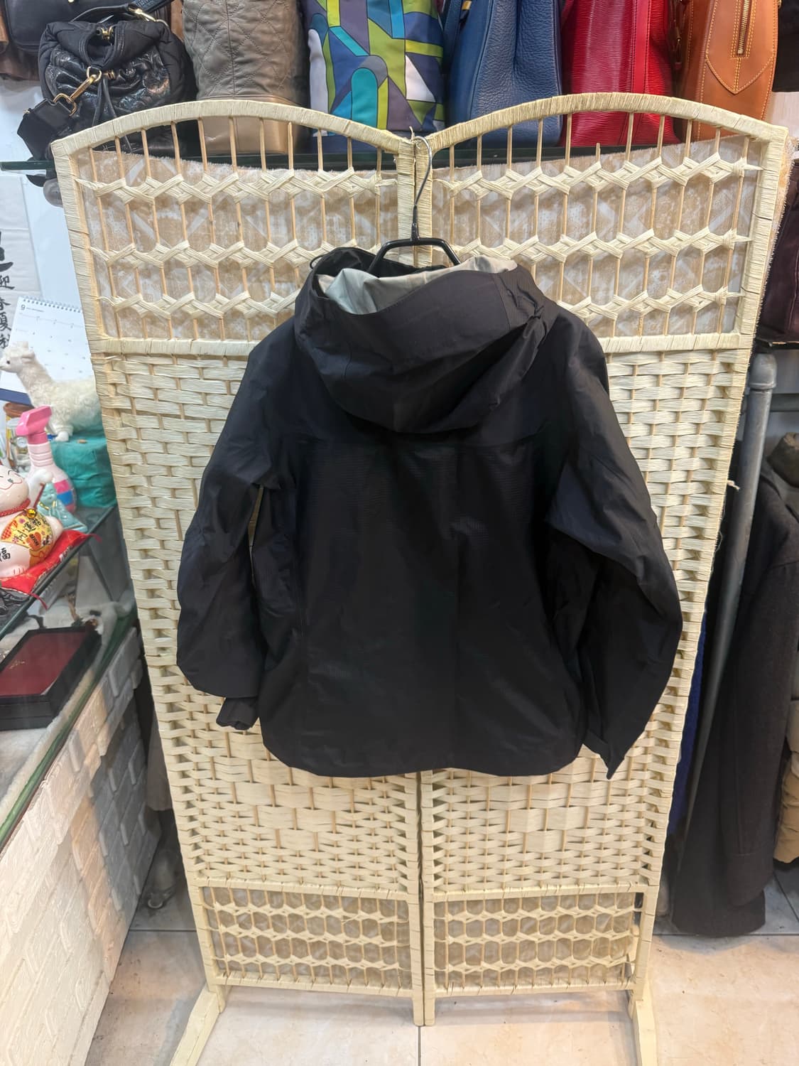 55-66 정품 아크테릭스 알파 SV 팝니다 상품이미지10