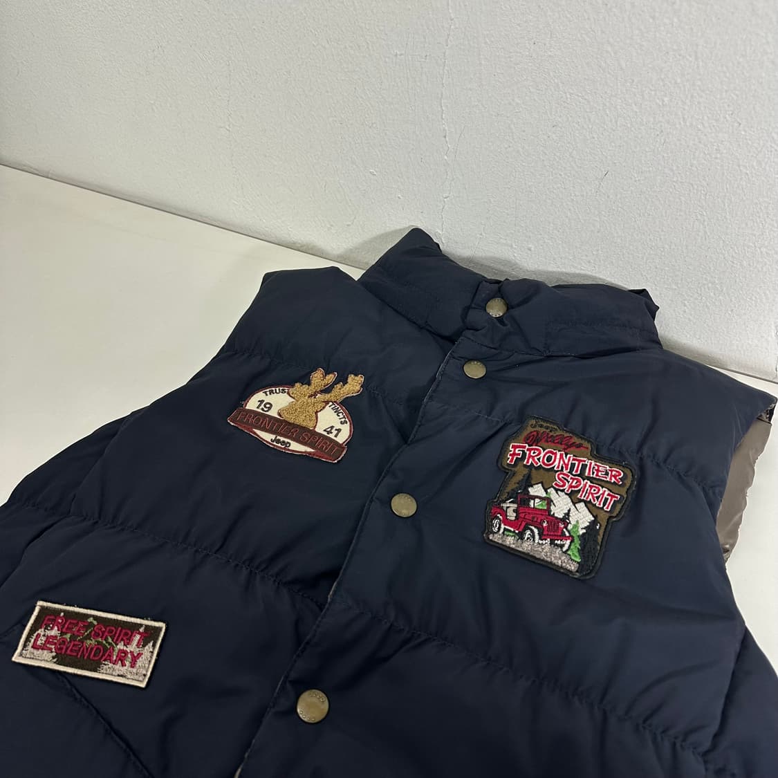 XL JEEP 지프 다크네이비 패치 덕다운 패딩조끼 상품이미지3