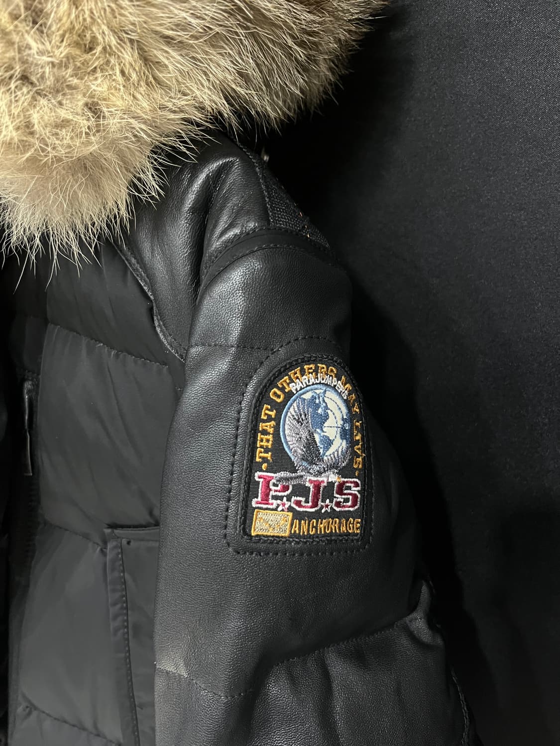 파라점퍼스 d hole 가죽파카 상품이미지5