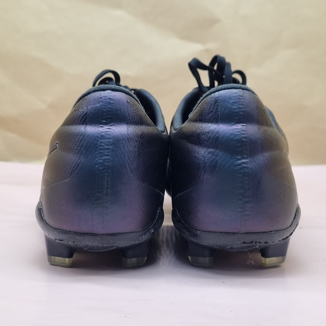 나이키 팬텀 베놈 축구화 270 상품이미지4