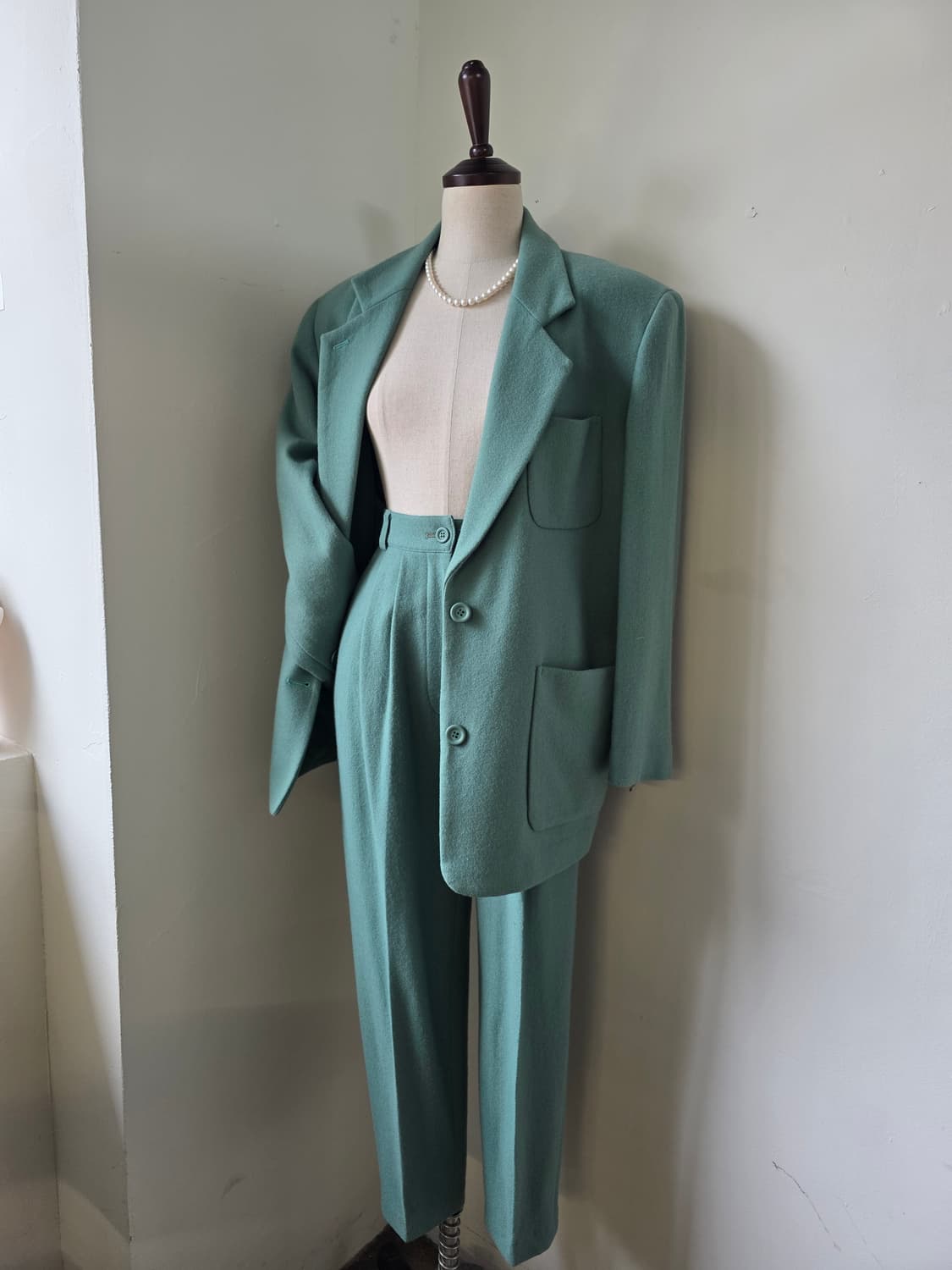 90s 빈티지 겐조(KENZO) 일러스트 라벨 울 셋업 슈트 상품이미지2