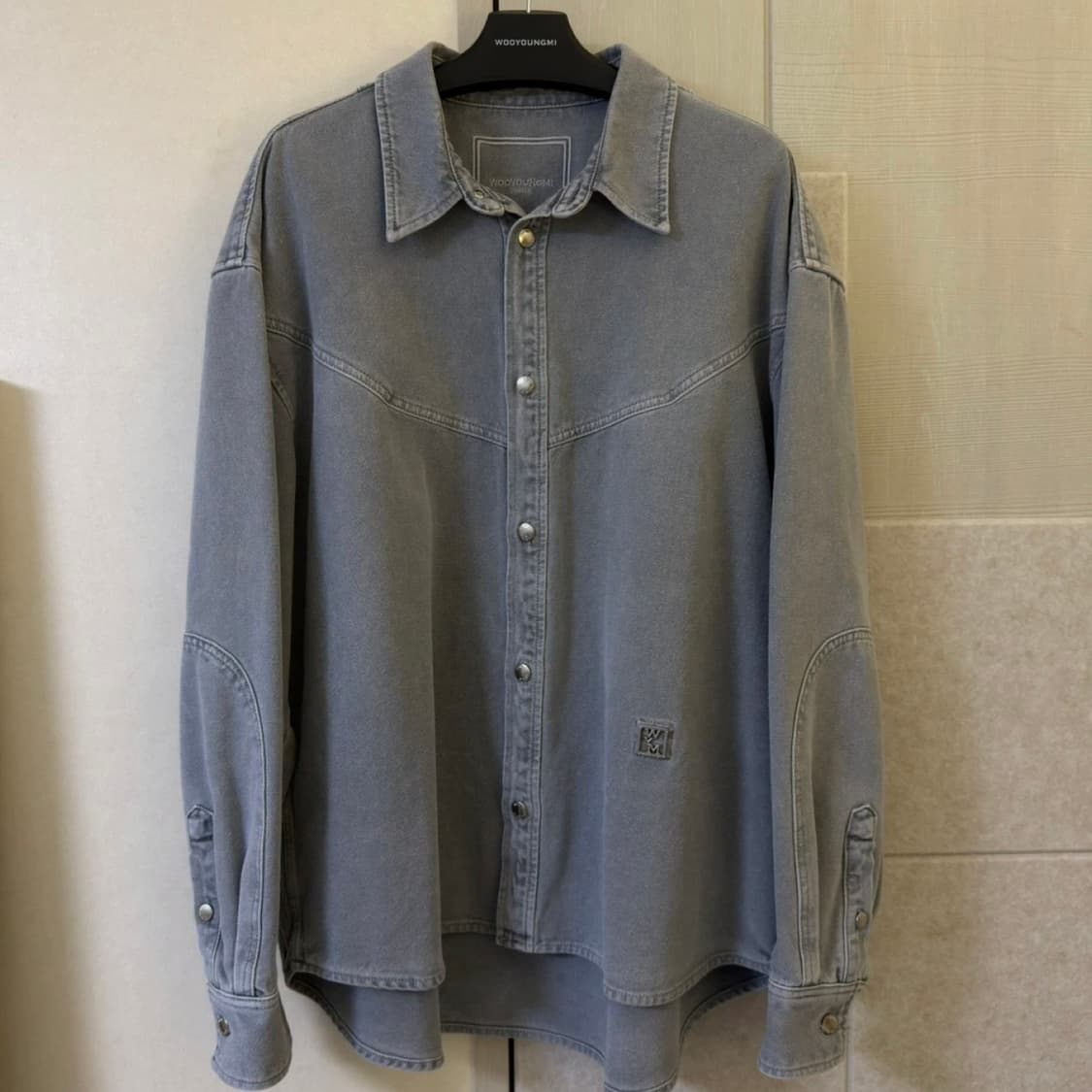 25SS 우영미 그레이 웨스턴 데님 셔츠 (택⭕️ 풀셋) 상품이미지6